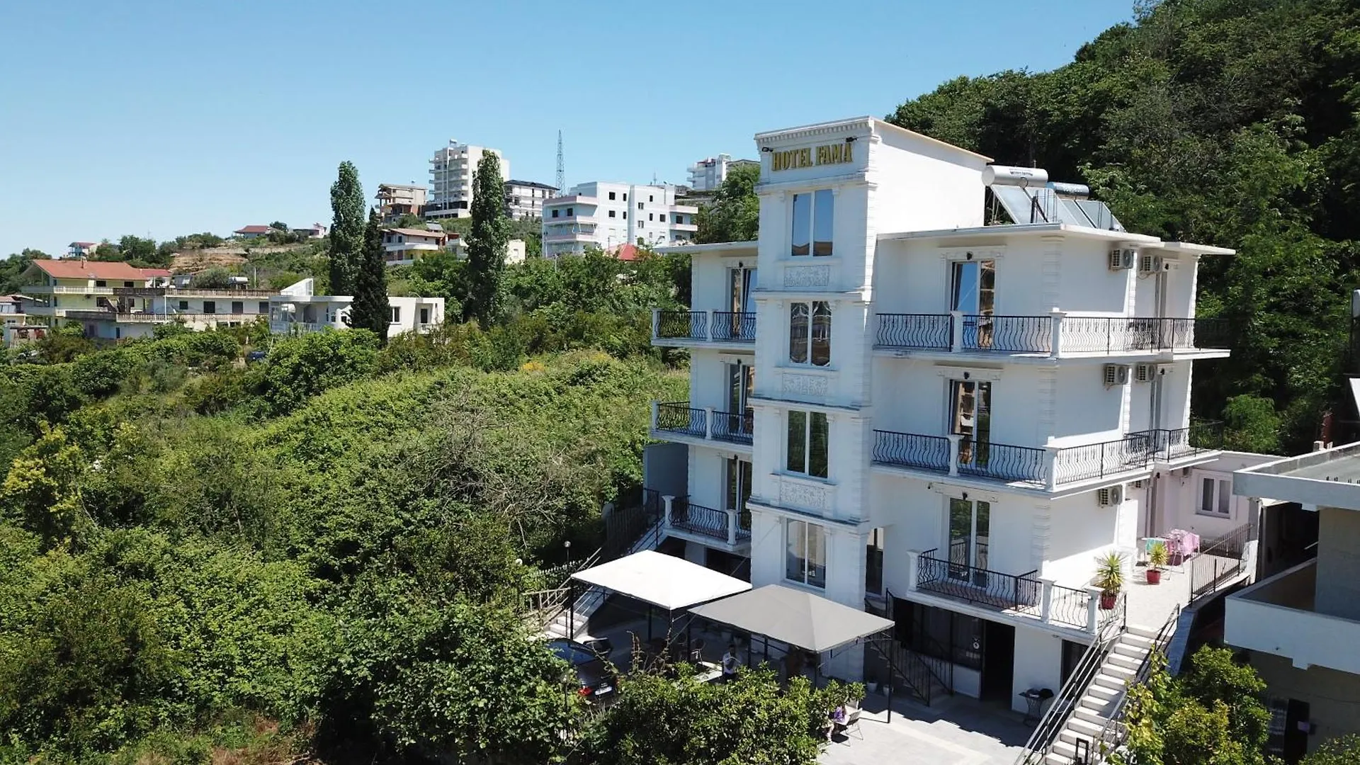 Hotel Fama Shkallnur